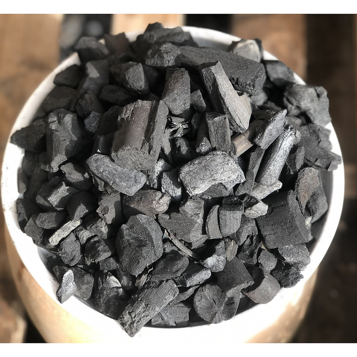 Công dụng của than củi trong trồng lan